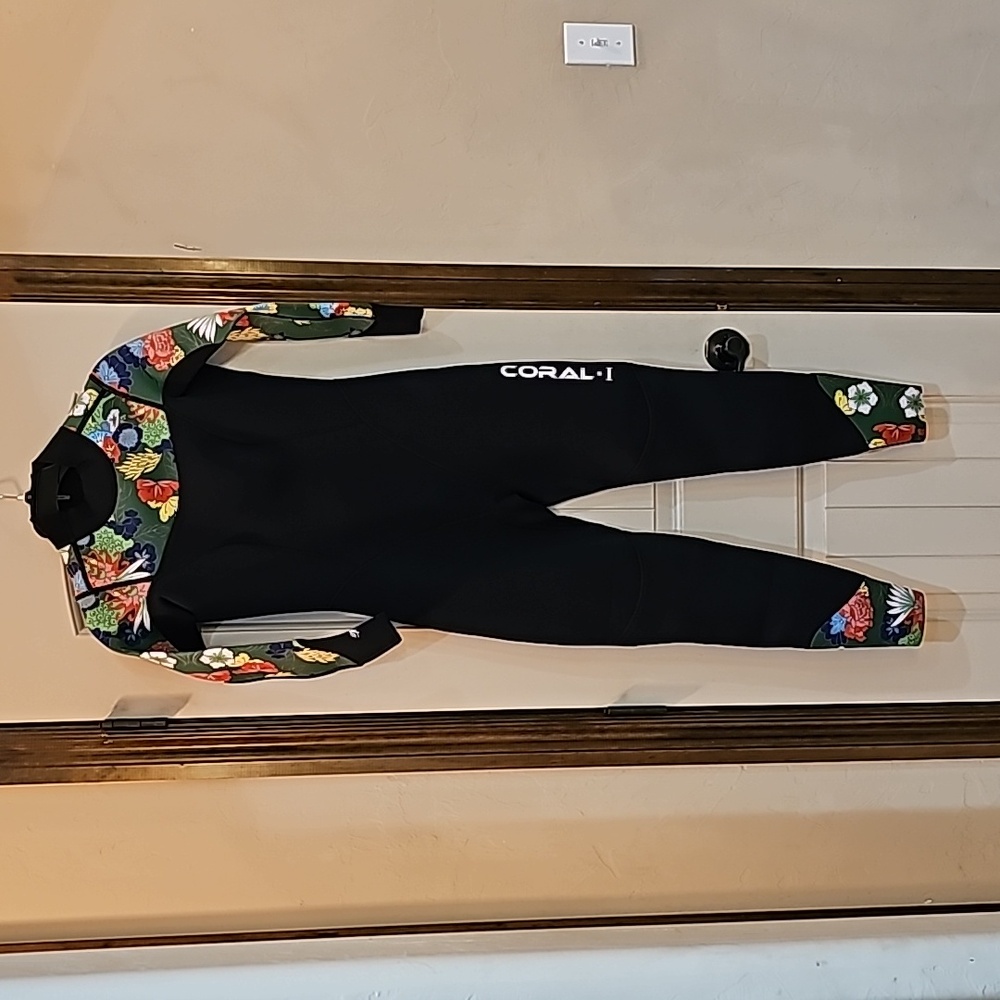 Coral Women’s Floral-Trim Full Suit Wetsuit - Black with Green Floral Accents